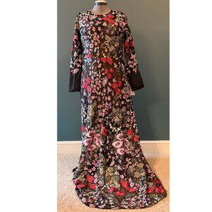 🌺 Gorgeous Embroidered Floral Maxi Gown from Dress the Population XXL NWT